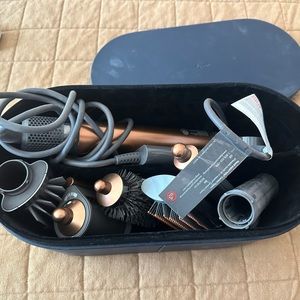 - Dyson Airwrap Multi-Styler Limited Edition